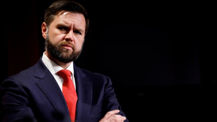 La campagne de Kamala Harris distribue une insulte extrêmement 2024 à JD Vance : « Pas d'aura »