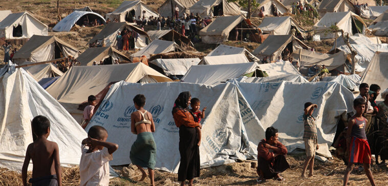 cc DFID - UK Department for International Development - Emergency food, drinking water and shelter to help people displaced in Rakhine State, western Burma., modified,