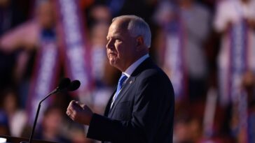 Le discours de Tim Walz lors de la DNC 2024 a été le plus grand discours d'encouragement de sa vie