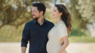 Le prince héritier Hussein et la princesse Rajwa présentent au monde un nouveau bébé royal