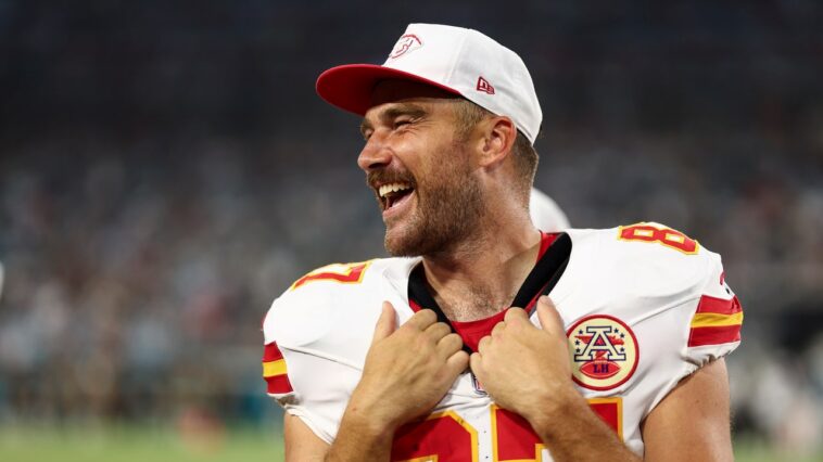 Taylor Swift demande à Travis Kelce de faire ce que même un QB vainqueur du Super Bowl n'a pas pu faire