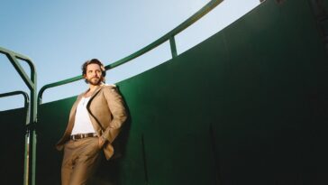 Thomas Rhett est fier d'être un homme marié, mais ne l'appelez pas « homme marié »