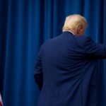 Trumpworld envisage le soutien de RFK Jr. comme un moyen de freiner l'élan des démocrates