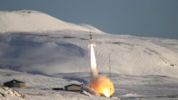 Des scientifiques découvrent un champ électrique recherché depuis longtemps dans l'atmosphère terrestre