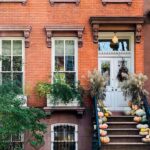 Elizabeth Roberts a demandé à Christine Coulson d'écrire une fiction flash pour un livre sur les maisons en grès brun et autres maisons