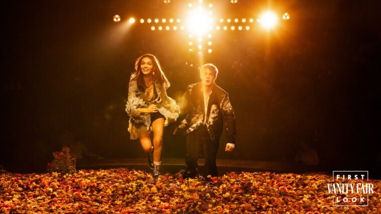 Premier aperçu : Rachel Zegler et Kit Connor à Broadway dans le rôle de Roméo + Juliette – avec l'aide de Jack Antonoff Premier aperçu : Rachel Zegler et Kit Connor à Broadway dans le rôle de Roméo + Juliette – avec l'aide de Jack Antonoff