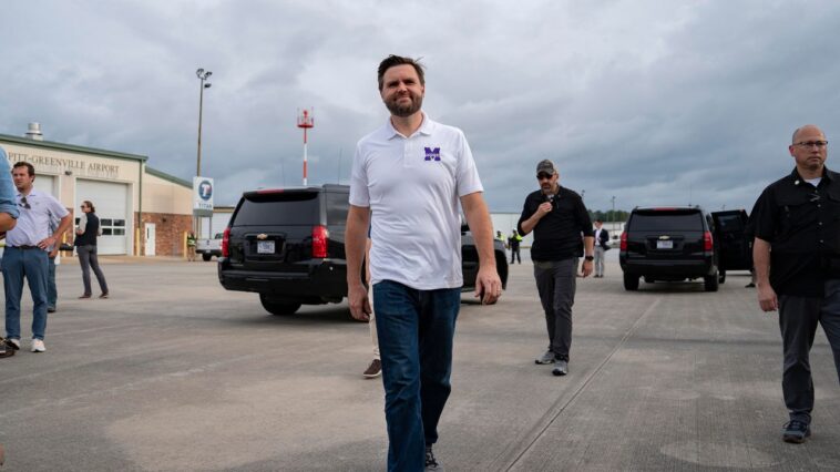 JD Vance veut décider quels immigrants sont « légaux » JD Vance veut décider quels immigrants sont « légaux »