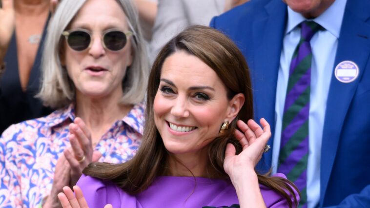 Kate Middleton croit aux vêtements d'occasion pour sa famille (les enfants sont chanceux !)
