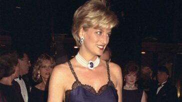 La princesse Diana a « arraché le corset » de sa robe emblématique Dior avant le gala du Met