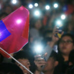 cc 總統府, modified, https://flickr.com/photos/presidentialoffice/30122729571/in/photolist-MTQS3p-QLYPWM-QHGXey-QxUSnS-9tUsrB-KwcAZz-Jn6Fqx-QxUPF9-QADYkV-2mUNuW8-bVLejv-QLYTnz-PuLUh7-QM2dvv-QM5nDe-PuJJkY-abWB85-PxxA9a-6pKdde-QcUUtd-Pxu8wP-W71jjN-PxrQKX-2jeF4VE-JGBPBS-jQ5BMV-Qy25JJ-QxZYZj-QHKip9-PuPFnd-JURsiq-QALjua-QHJPnh-dQFZYc-QHJCe5-WGcdVa-KkuSxV-79fwPT-7wj4U6-7wiZXZ-JB5LKx-2ijAadX-zAFag3-4DTFtZ-7YY6ng-57FKvG-7cXmjy-atz31j-sQe9kV-8RKUhy