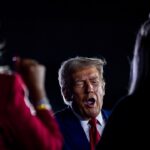 Le dernier produit de Donald Trump : une montre de collection à 100 000 $ fait suite à des incursions dans les baskets et les Bibles en or