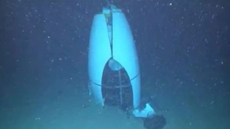 Une photo sinistre de l'épave du submersible Titan montre une catastrophe à 12 000 pieds de profondeur Une photo sinistre de l'épave du submersible Titan montre une catastrophe à 12 000 pieds de profondeur