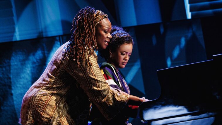 Comment les stars de Hell's Kitchen Maleah Joi Moon et Kecia Lewis ont trouvé l'amitié en dehors de la scène