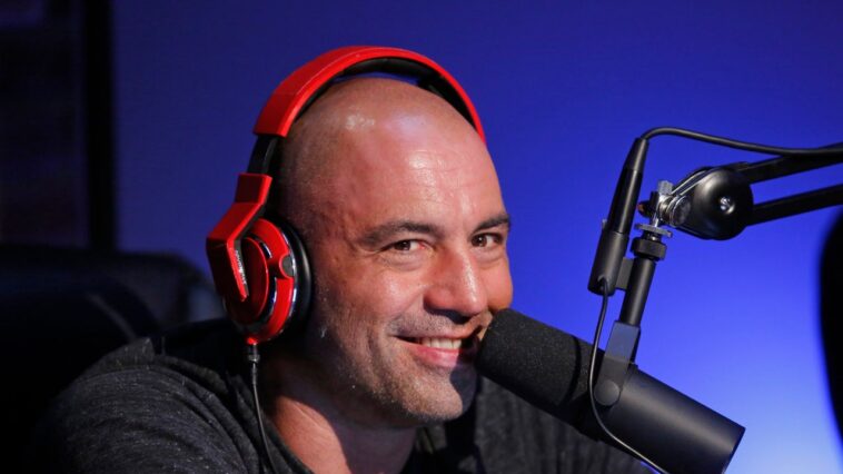 Joe Rogan est-il devenu l'intervieweur le plus demandé ce cycle électoral ?