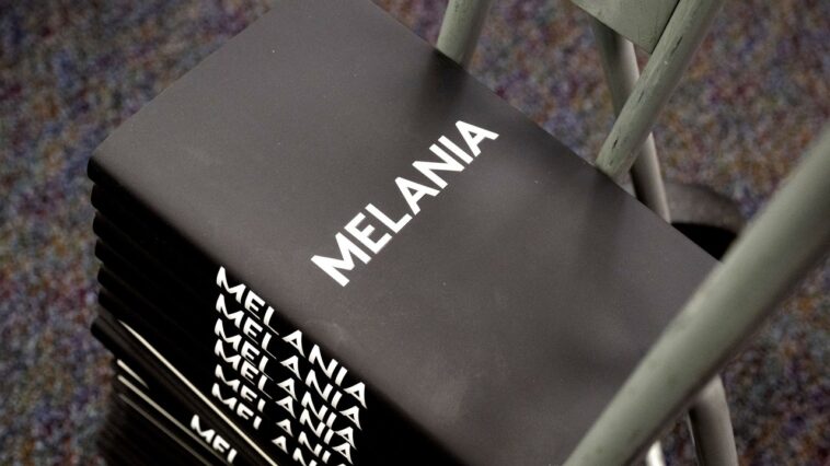 Le best-seller n°1 de Melania Trump ne s'envole pas des étagères des librairies. Est-ce à cause du Sticky Goo ?