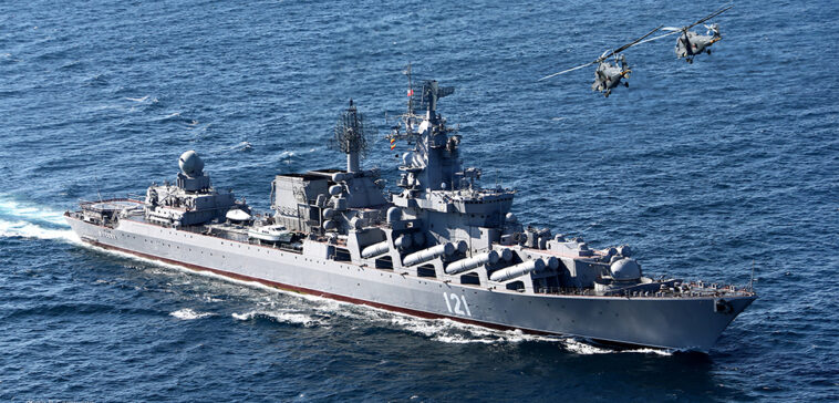 Moskva Cruiser before it was sunk in the Black Sea; cc Russia Ministry of Defence, modified, https://en.m.wikipedia.org/wiki/File:Russian_cruiser_Moskva.jpg