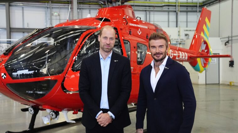 Le prince William et David Beckham sont montés à bord d'un hélicoptère mais n'ont pas quitté le sol
