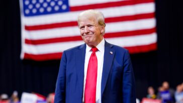 Le responsable de l'immigration de Trump propose une alternative à la séparation des familles : expulser des familles entières