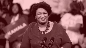 Stacey Abrams : « Soit vous êtes un patriote, soit vous ne l'êtes pas »