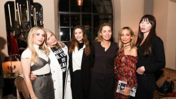 Emma Roberts, Da'Vine Joy Randolph, Beverly D'Angelo et bien d'autres célèbrent Didion et Babitz