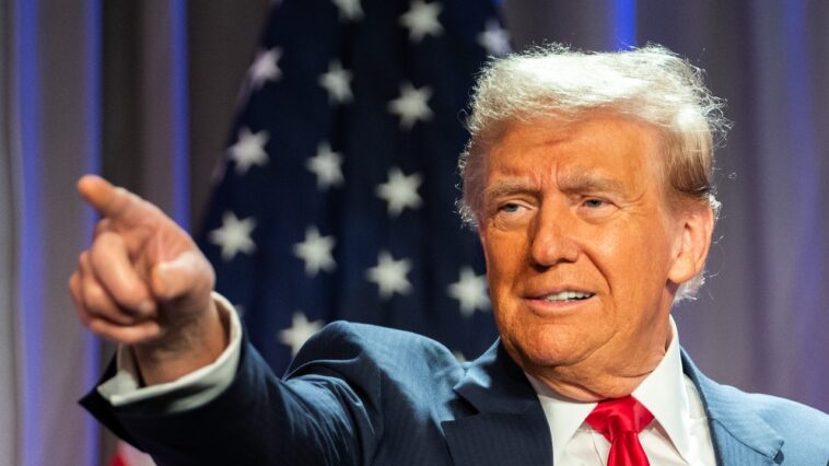 Le président élu Donald Trump s'est lancé dans une frénésie de nominations vendredi soir