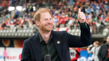 Le prince Harry pense que ce serait « cool » d'être un quarterback (un Canadien)