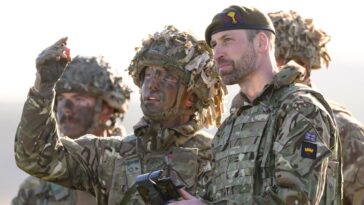 Le prince William laisse pousser sa barbe pour les vacances