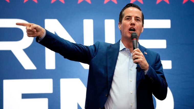 Les Républicains reprennent le Sénat