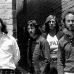 Bâtiment vu des portes La couverture de l'album de l'hôtel Morrison détruite dans un incendie