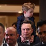 Musk et Ramaswamy préviennent qu'ils sont en train de dresser une « liste de vilains et gentils » Musk et Ramaswamy préviennent qu'ils sont en train de dresser une « liste de vilains et gentils »