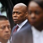 Un assassinat et un acquittement : Eric Adams peut-il naviguer dans la tourmente de New York ? Un assassinat et un acquittement : Eric Adams peut-il naviguer dans la tourmente de New York ?