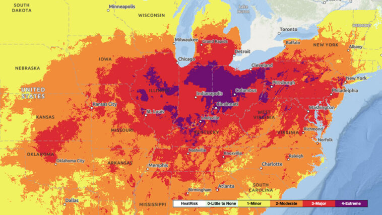 Une carte du Midwest et de l'est des États-Unis montre les risques de chaleur extrême le 22 juin. Le magenta, ou risque extrême, dans l'Ohio, l'Indiana et l'Illinois est entouré de rouge, ou risque majeur. L'orange, ou risque modéré, englobe le rouge et le magenta, s'étendant du Texas au Wisconsin et à New York. Les autres états sur la photo sont jaunes ou à risque mineur.