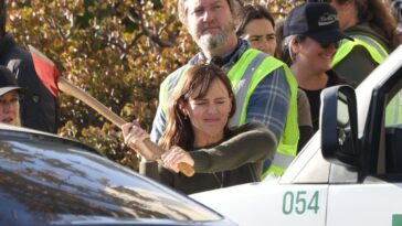 Jennifer Garner et Ben Affleck attirent les paparazzi qui prennent des risques vers des zones d'incendie dangereuses