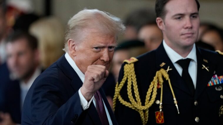 Donald Trump affirme avoir été « sauvé par Dieu » dans un discours inaugural tonitruant et sombre