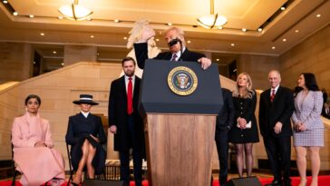 Donald Trump entame son deuxième mandat avec une litanie de reproches et de rancunes