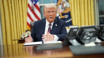 Donald Trump intensifie sa guerre contre le « réveil » avec la purge des travailleurs fédéraux du DEI