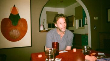 Jeff Baena est parti, mais la famille créative qu'il a nourrie continue de vivre