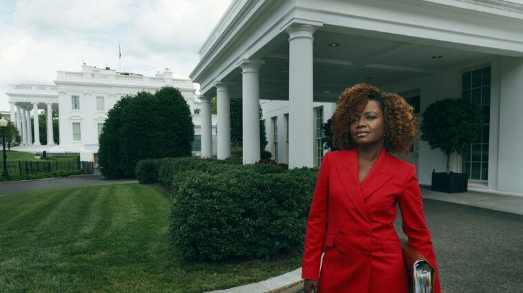Karine Jean-Pierre, attachée de presse du président Biden, révèle quelques vérités sur son travail