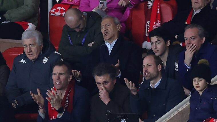 Le parrain du prince William et de la princesse Charlotte font un voyage entre amis à Monaco Le parrain du prince William et de la princesse Charlotte font un voyage entre amis à Monaco