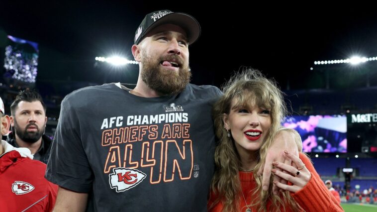 Travis Kelce dit que Taylor Swift ne le pousse pas à se retirer du football Travis Kelce dit que Taylor Swift ne le pousse pas à se retirer du football