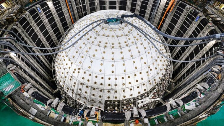 Une nouvelle expérience majeure sur les neutrinos est en voie d’achèvement