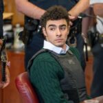 Luigi Mangione accueilli par acclamations, applaudissements lors de la première comparution depuis la mise en accusation de l'affaire du meurtre