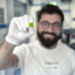 L'électricité statique dépend de l'histoire des contacts des matériaux, montrent les physiciens L'électricité statique dépend de l'histoire des contacts des matériaux, montrent les physiciens