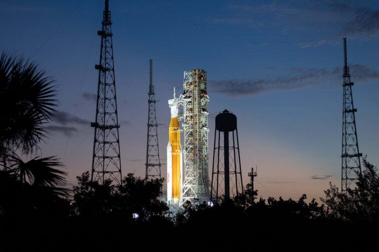 Peut-être que les SLS de la NASA devraient être annulés - mais pas par Elon Musk