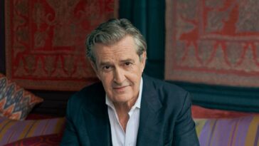 Rupert Everett sur les raisons pour lesquelles il a commencé à écrire, à être ébloui par Julie Andrews et ce qu'il pense des Kardashians