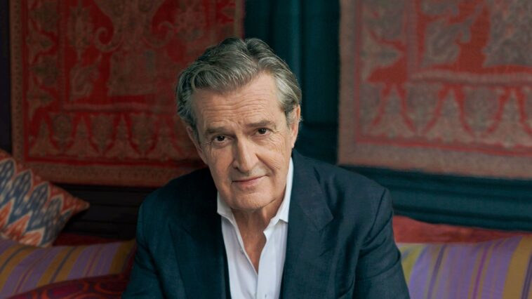 Rupert Everett sur les raisons pour lesquelles il a commencé à écrire, à être ébloui par Julie Andrews et ce qu'il pense des Kardashians