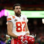 Travis Kelce lance des excuses émotionnelles aux fans pour la perte «difficile» du Super Bowl 2025