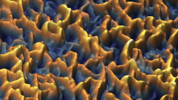 Briser la corrosion pour prédire l'échec et la conception de matériaux plus forts