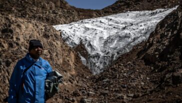 `` C'était beau '': les glaciers du mont Kenya se fondent