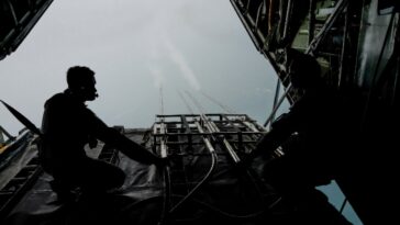 Clouds et complots: préoccupations concernant la poussée pour faire de la pluie